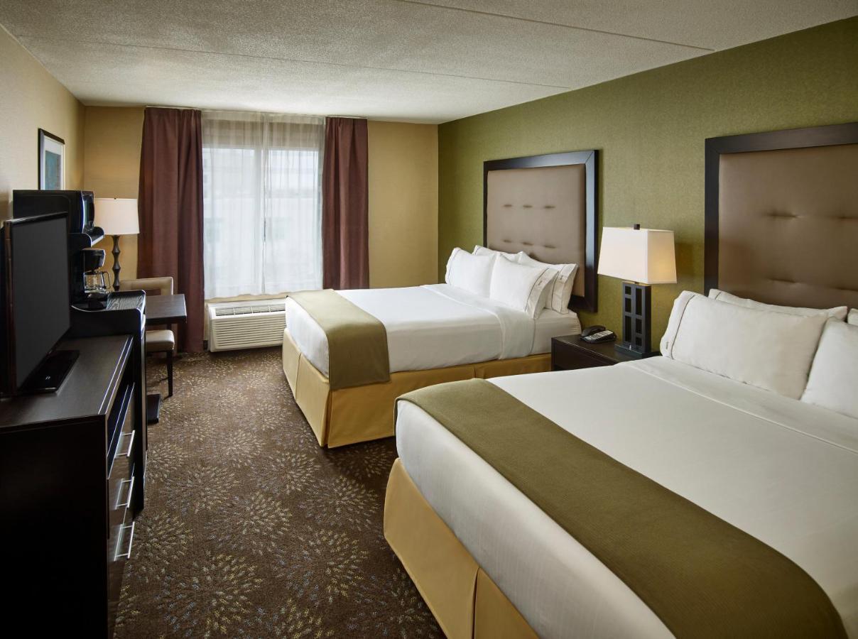Holiday Inn Express And Suites Timmins By Ihg Room photo